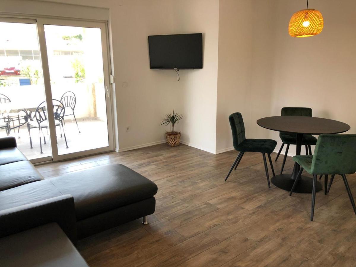 טיסנו Apartments Martina מראה חיצוני תמונה