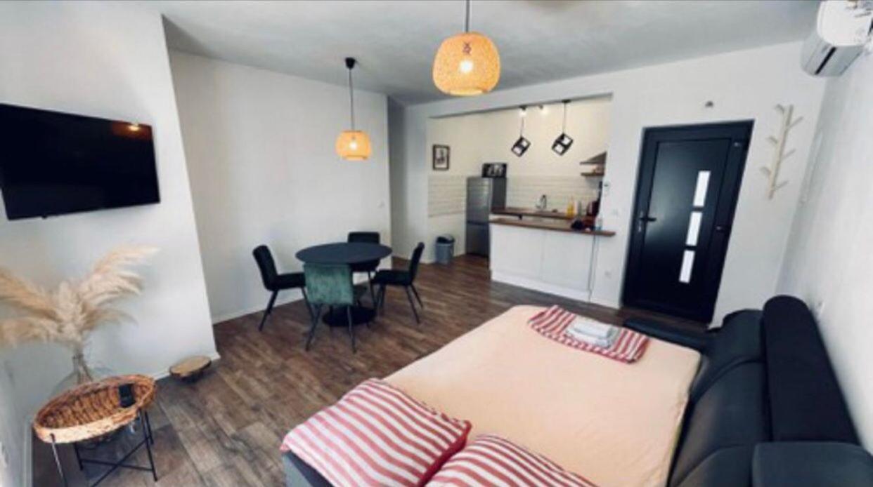 טיסנו Apartments Martina מראה חיצוני תמונה
