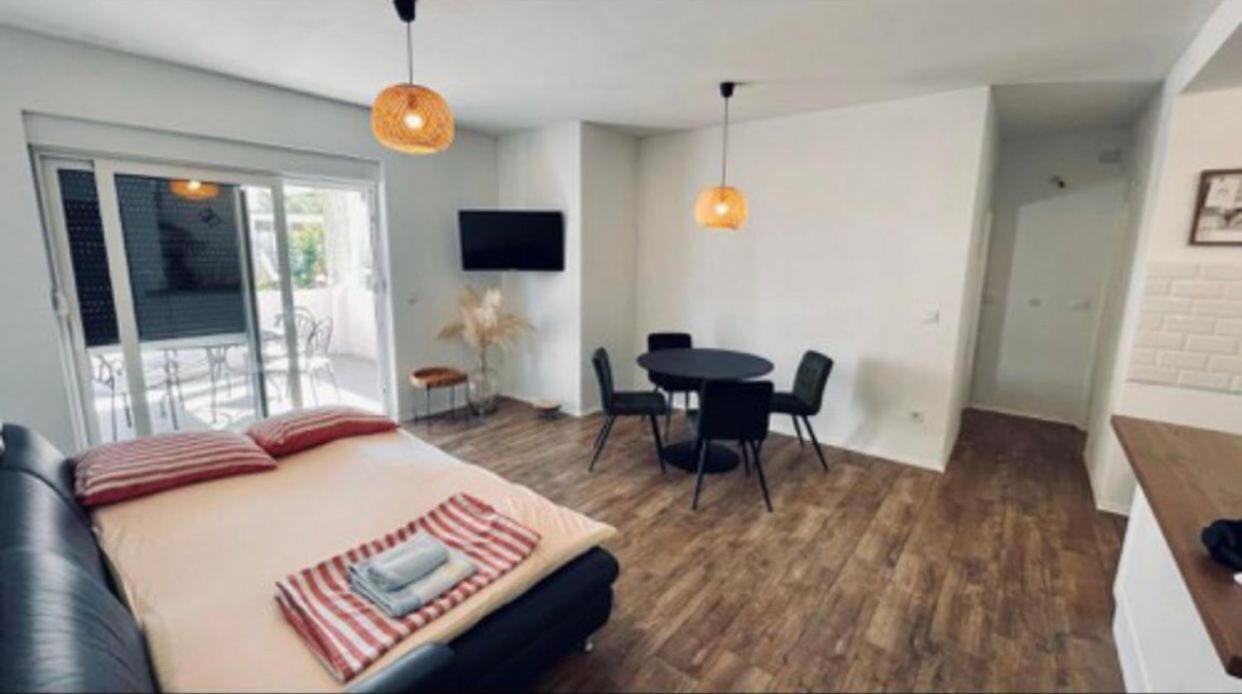 טיסנו Apartments Martina מראה חיצוני תמונה