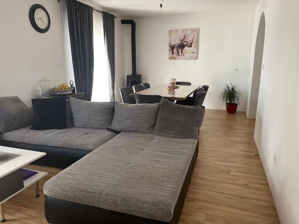 טיסנו Apartments Martina מראה חיצוני תמונה